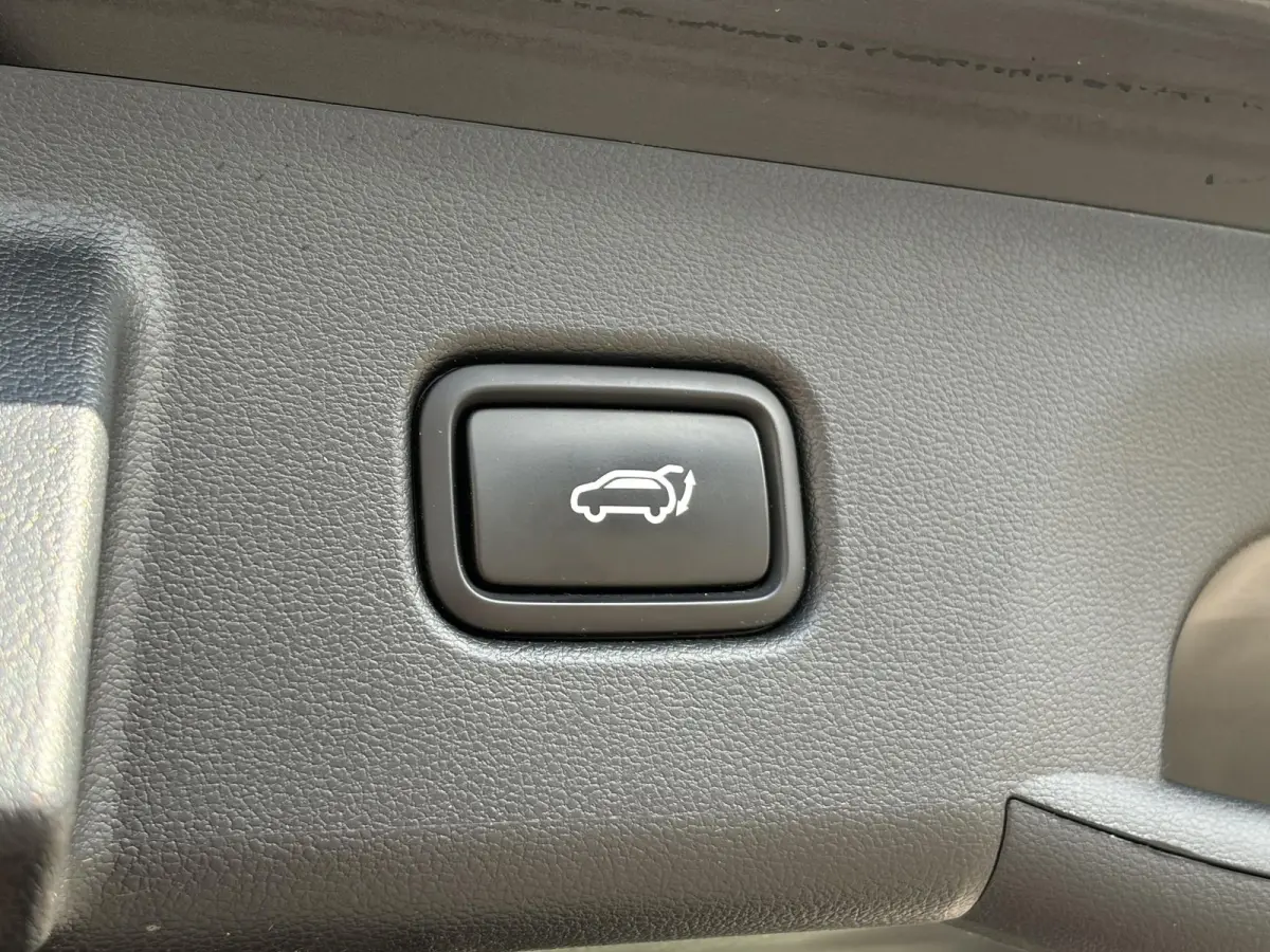 1.6 T-GDI PHEV N Line 4WD / SOH 100% / Fabrieksgarantie tot 05-2027 / Dealer onderhouden / Trekgewicht 1.350 kg / Stuur- Stoel & Achterbank verwarming / Rondomzicht camera / Apple Carplay/An