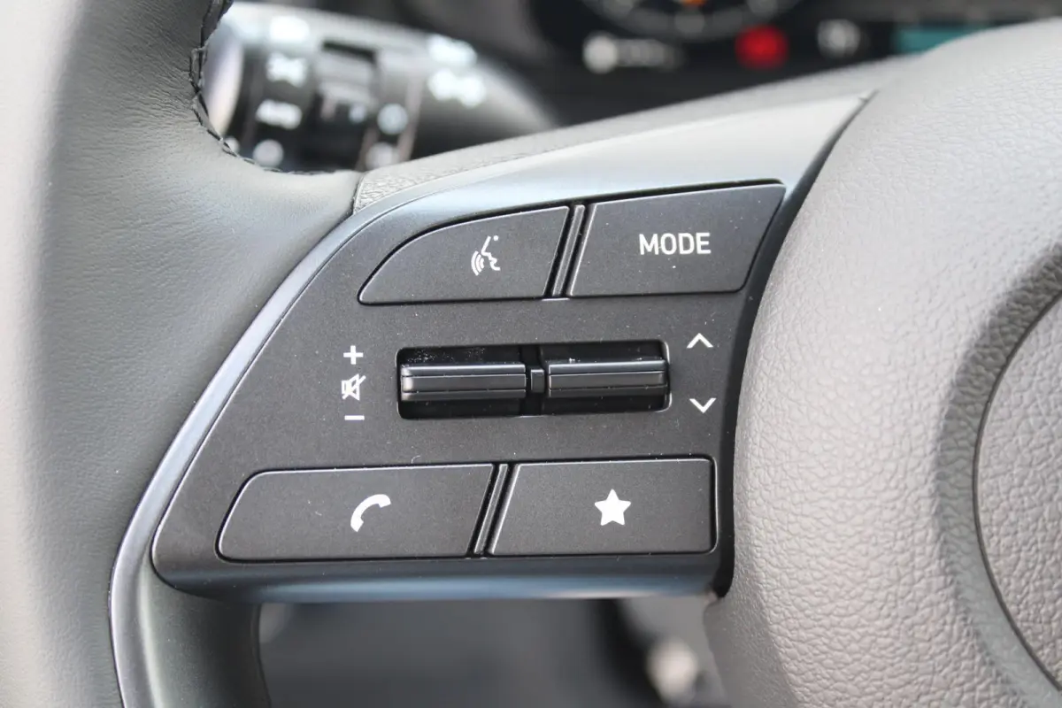 1.0 T-GDI Comfort / Apple Carplay & Android Auto / Cruise Control / Lane keep Assist / Airco / Parkeersensoren Achter /
