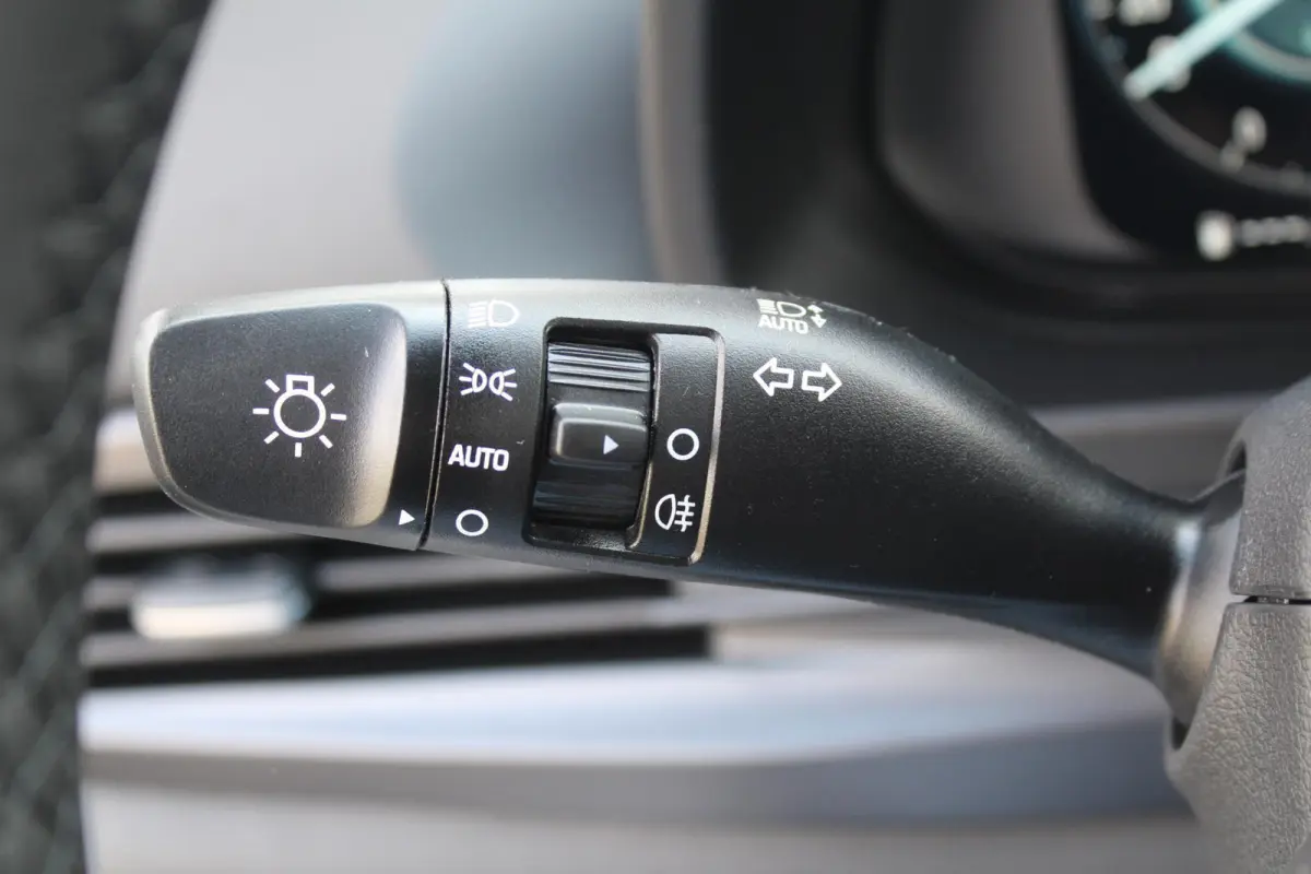 1.0 T-GDI Comfort / Apple Carplay & Android Auto / Cruise Control / Lane keep Assist / Airco / Parkeersensoren Achter /