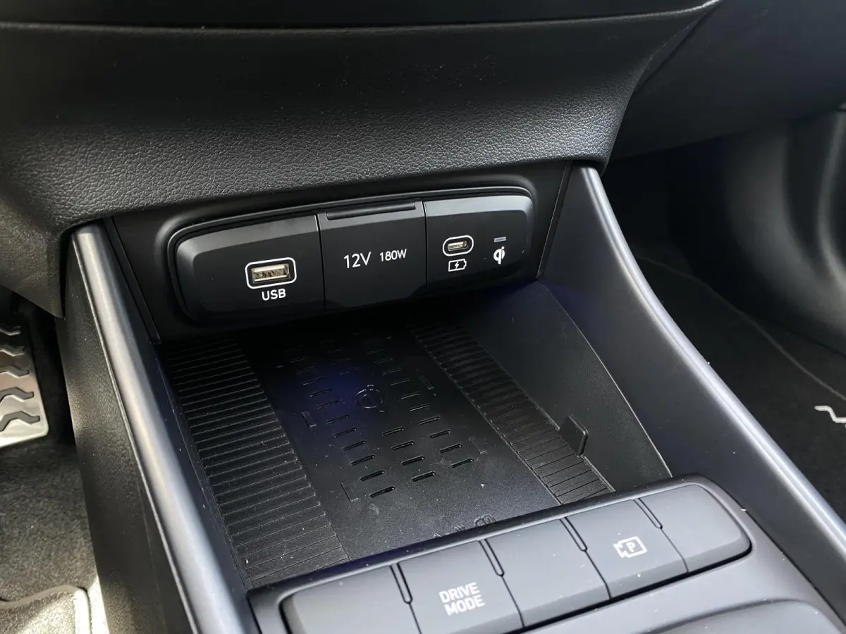 1.0 T-GDI Comfort / Apple carplay & Android Auto / Navigatie / Airco / Achteruitrijcamera /
