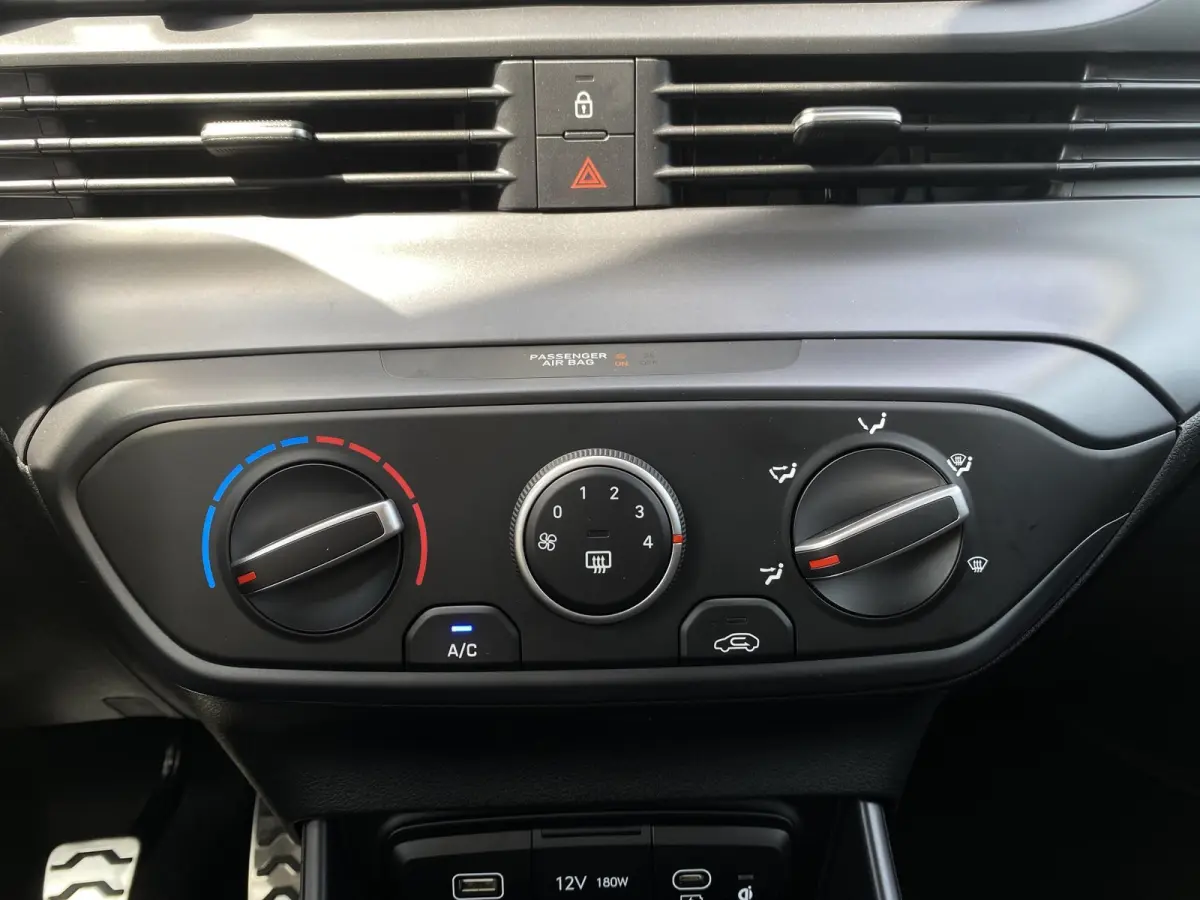 1.0 T-GDI Comfort / Apple carplay & Android Auto / Navigatie / Airco / Achteruitrijcamera /
