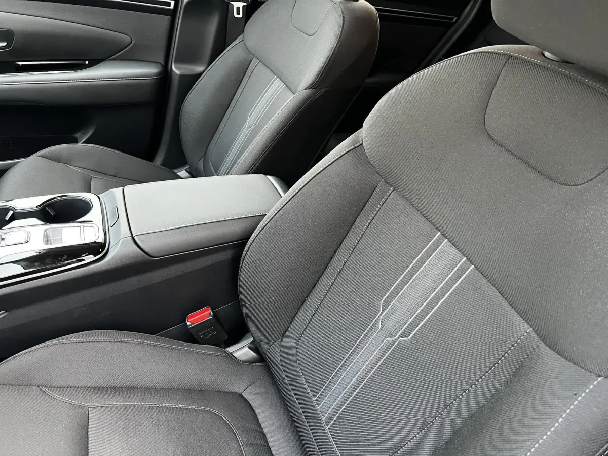 1.6 T-GDI PHEV Comfort Smart 4WD / Fabrieksgarantie tot 01-2028 / WLTP 62km / Navi / Apple Carplay Android / Stuur- en stoelverwarming / Adapt. CC / 19" LM wielen /