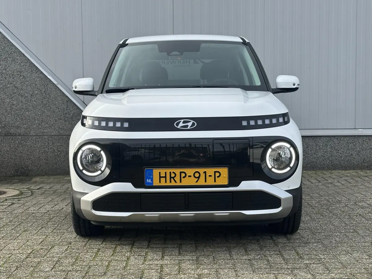 Pulse 49 kWh / Navigatie / Achteruitrijcamera / Adaptieve cruise control / verstelbare achterbanken /