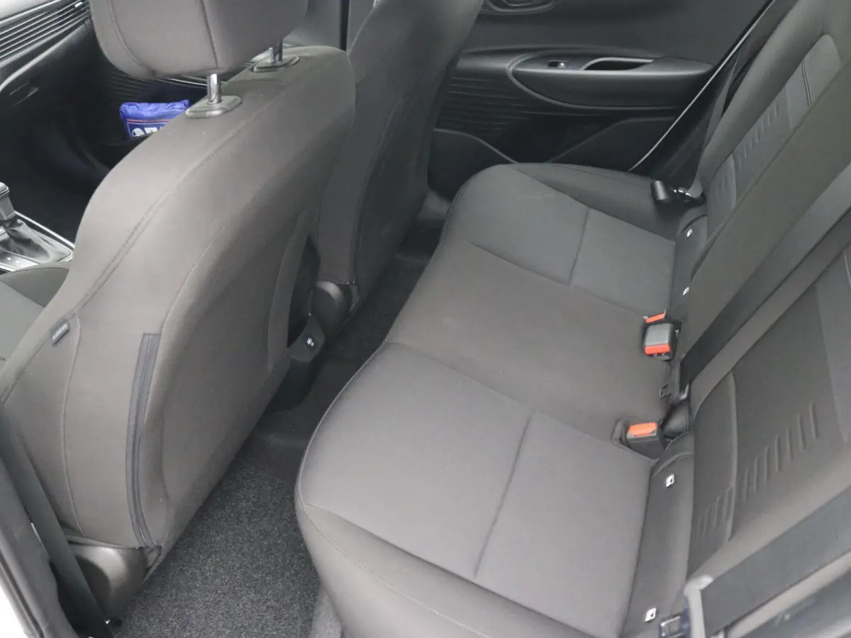 1.0 T-GDI Comfort / Apple CarPaly & Android Auto / Navigatie / Achteruitrijcamera / Airco / Cruise Control / LED Dagrijverlichting / LMV / Fabrieksgarantie tot 02-01-2031 / NL auto /