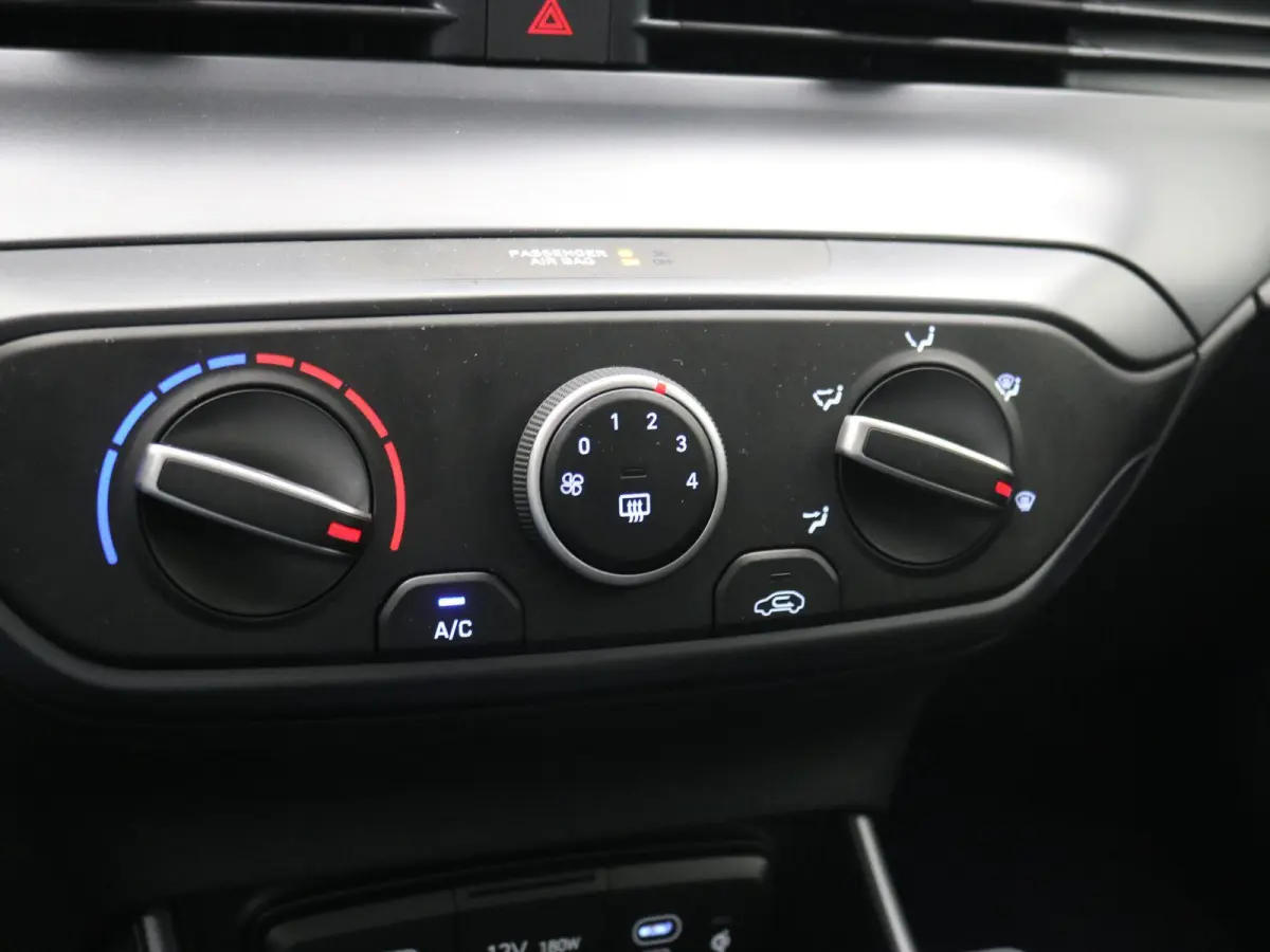 1.0 T-GDI Comfort / Apple CarPaly & Android Auto / Navigatie / Achteruitrijcamera / Airco / Cruise Control / LED Dagrijverlichting / LMV / Fabrieksgarantie tot 02-01-2031 / NL auto /
