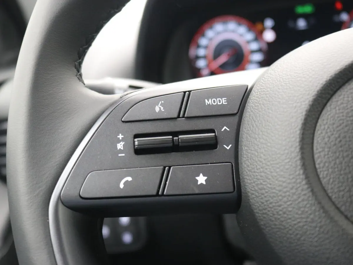 1.0 T-GDI Comfort / Apple CarPaly & Android Auto / Navigatie / Achteruitrijcamera / Airco / Cruise Control / LED Dagrijverlichting / LMV / Fabrieksgarantie tot 02-01-2031 / NL auto /