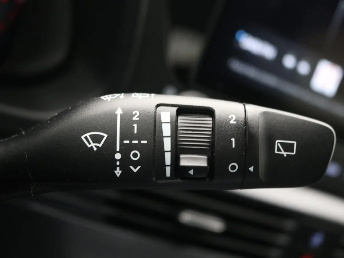 1.0 T-GDI Comfort / Apple CarPaly & Android Auto / Navigatie / Achteruitrijcamera / Airco / Cruise Control / LED Dagrijverlichting / LMV / Fabrieksgarantie tot 02-01-2031 / NL auto /