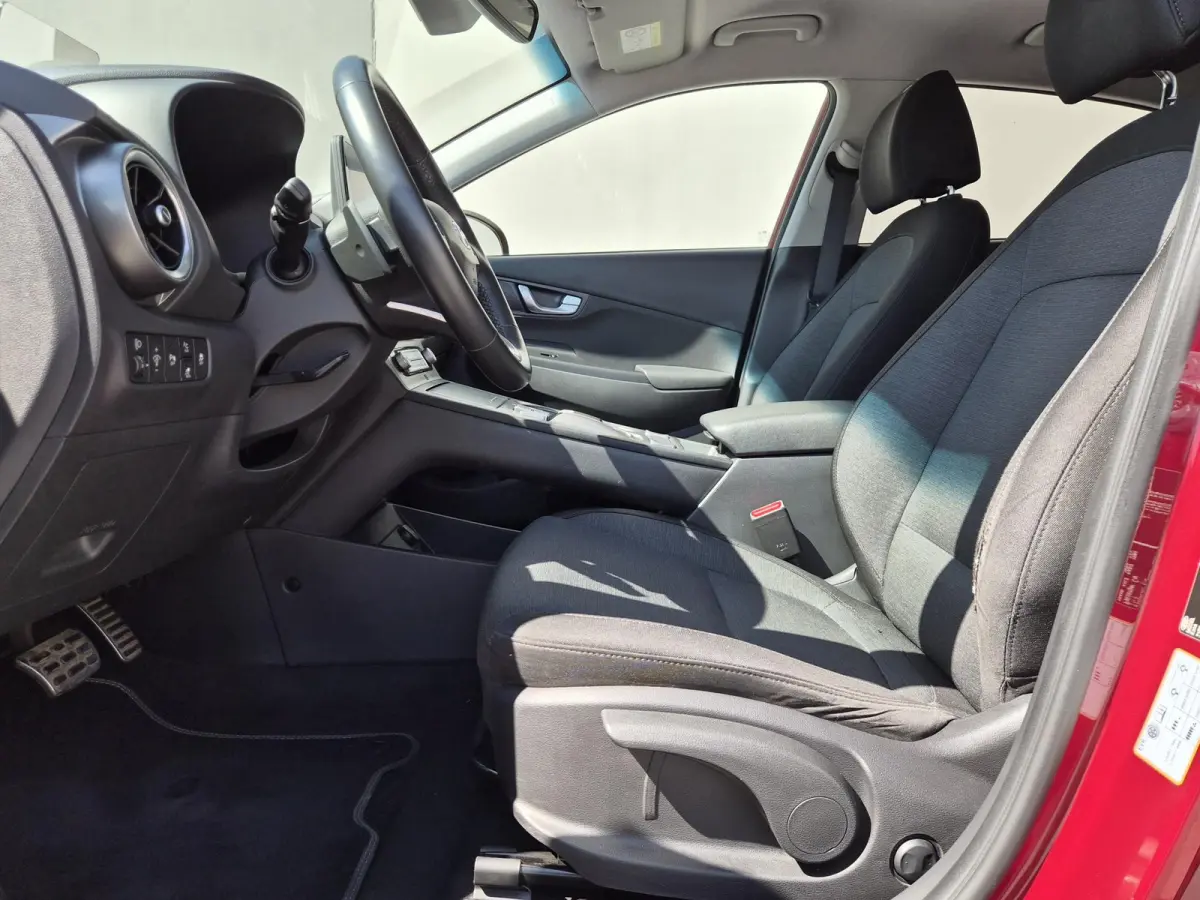 Fashion Design 64 kWh / SOH 100% / CCS snelladen / Stoelverwarming / Krell Audio Systeem / Apple Carplay Android Auto / Draadloze telefoon lader / Achteruitrijcamera / Keyless Entry/Start / 