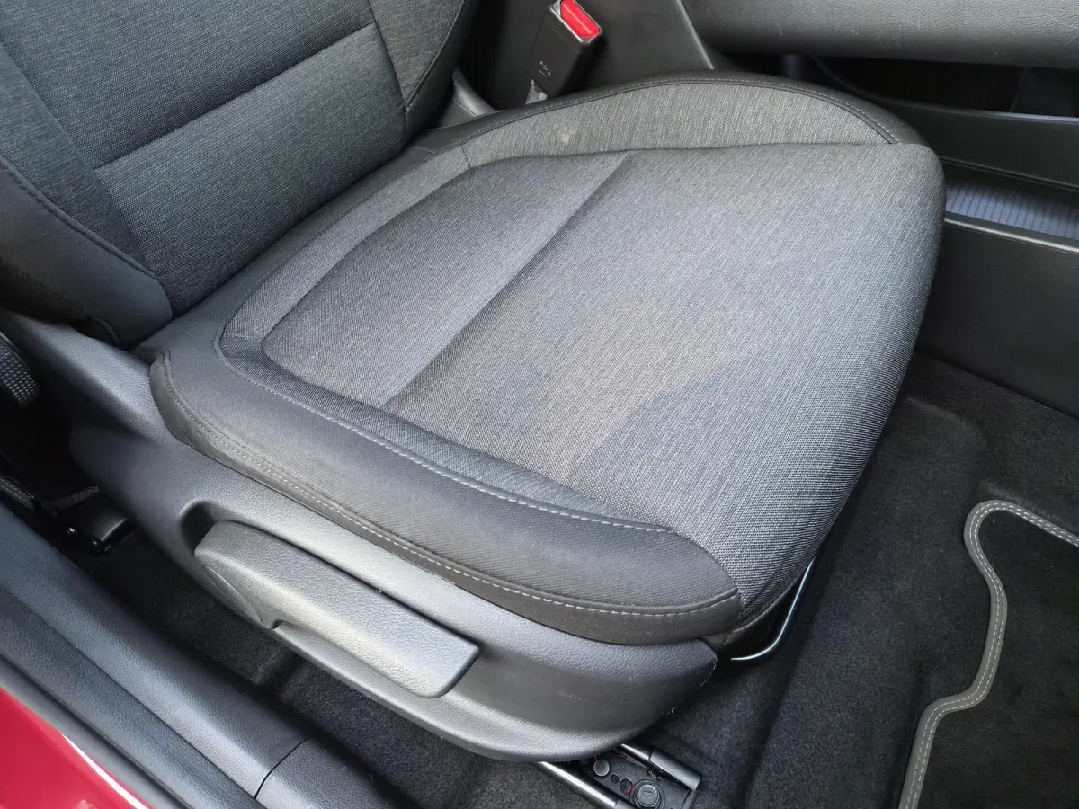 Fashion Design 64 kWh / SOH 100% / CCS snelladen / Stoelverwarming / Krell Audio Systeem / Apple Carplay Android Auto / Draadloze telefoon lader / Achteruitrijcamera / Keyless Entry/Start / 