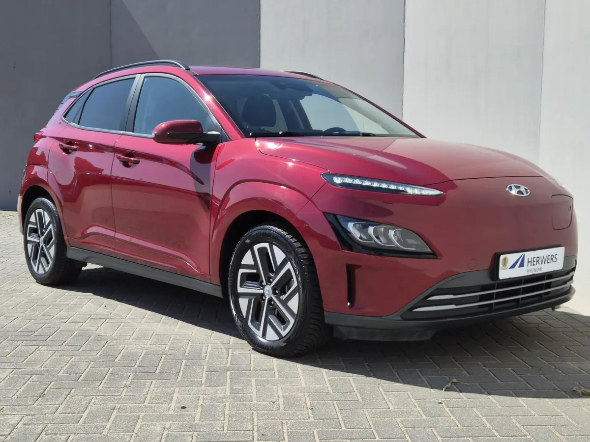 Fashion Design 64 kWh / SOH 100% / CCS snelladen / Stoelverwarming / Krell Audio Systeem / Apple Carplay Android Auto / Draadloze telefoon lader / Achteruitrijcamera / Keyless Entry/Start / 
