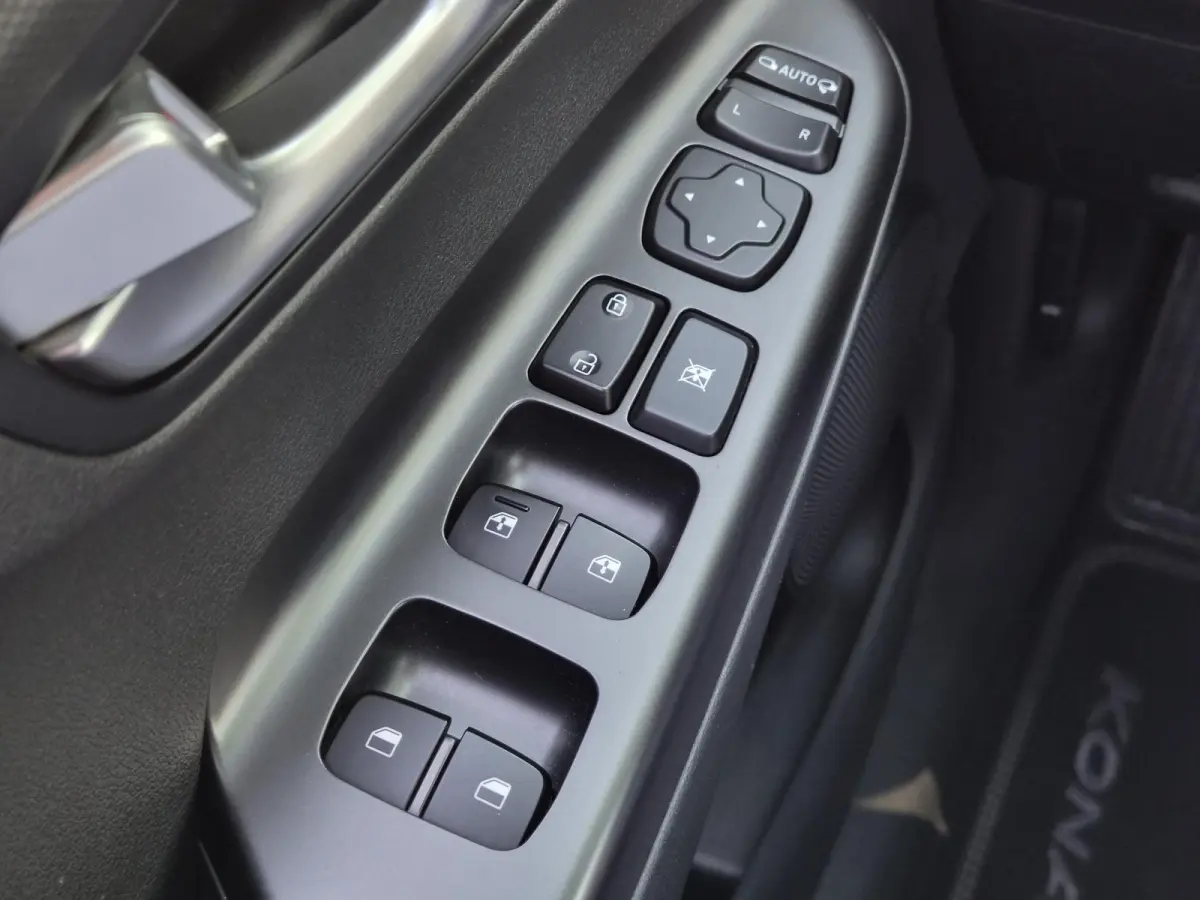 Fashion Design 64 kWh / SOH 100% / CCS snelladen / Stoelverwarming / Krell Audio Systeem / Apple Carplay Android Auto / Draadloze telefoon lader / Achteruitrijcamera / Keyless Entry/Start / 