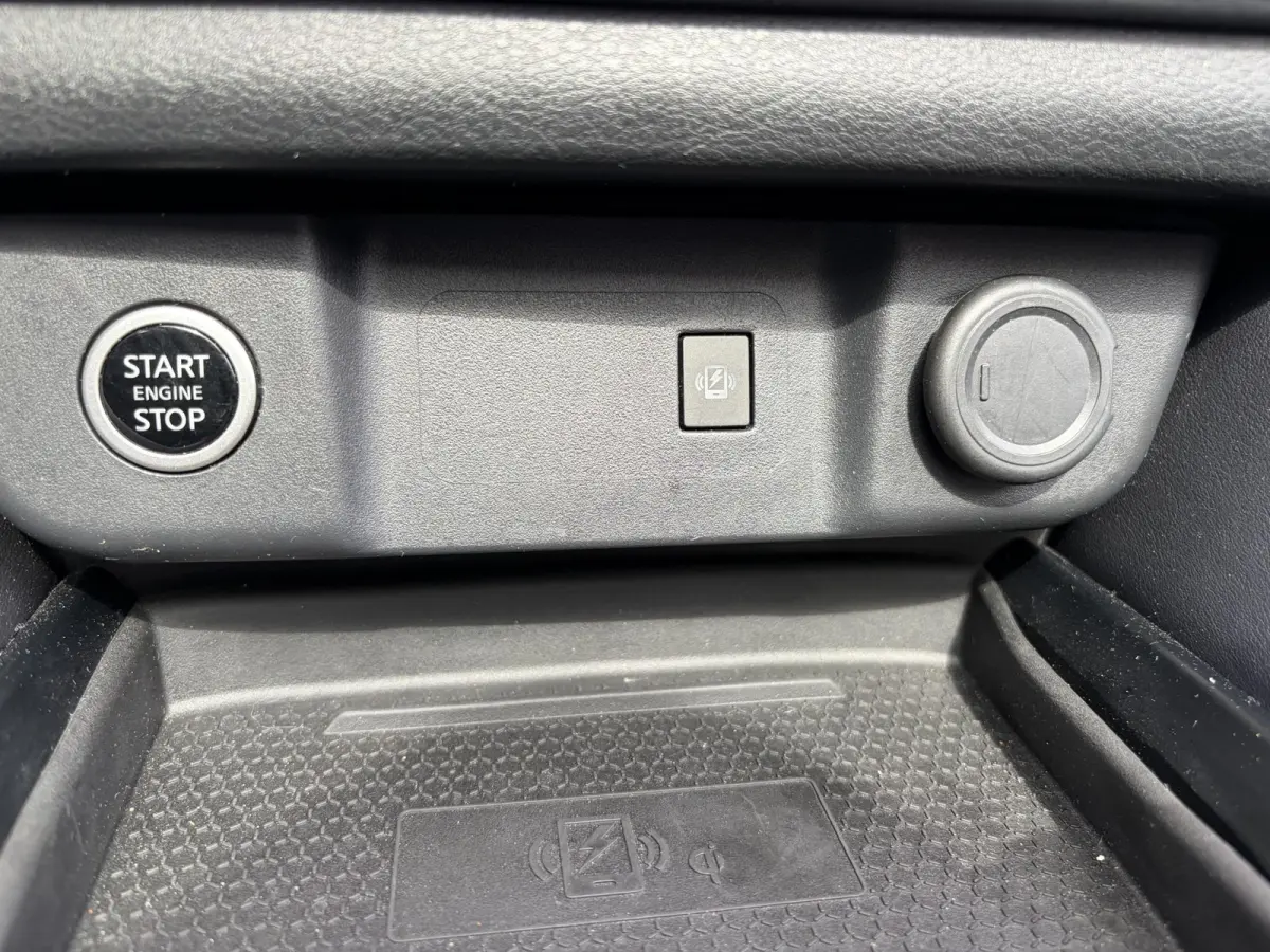 1.3 MHEV Tekna / Trekhaak / Panoramadak / HUD / Elektr Bestuurders Stoel / Elektr. Achterklep /