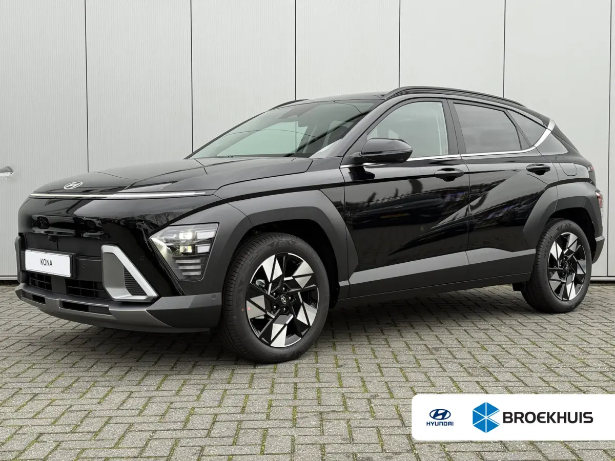 1.6 GDI HEV Premium / Direct Leverbaar / Modeljaar 2026 / Navigatie / 18" LMV / Adaptieve Cruise Control / Parkeersensoren voor en achter / Stoelverkoeling / Stuurverwarming /