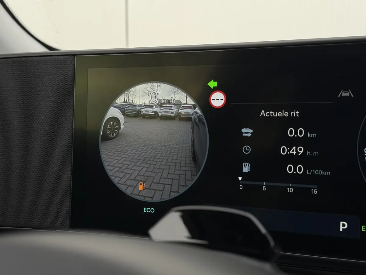 1.6 GDI HEV Premium / Direct Leverbaar / Modeljaar 2026 / Navigatie / 18" LMV / Adaptieve Cruise Control / Parkeersensoren voor en achter / Stoelverkoeling / Stuurverwarming /