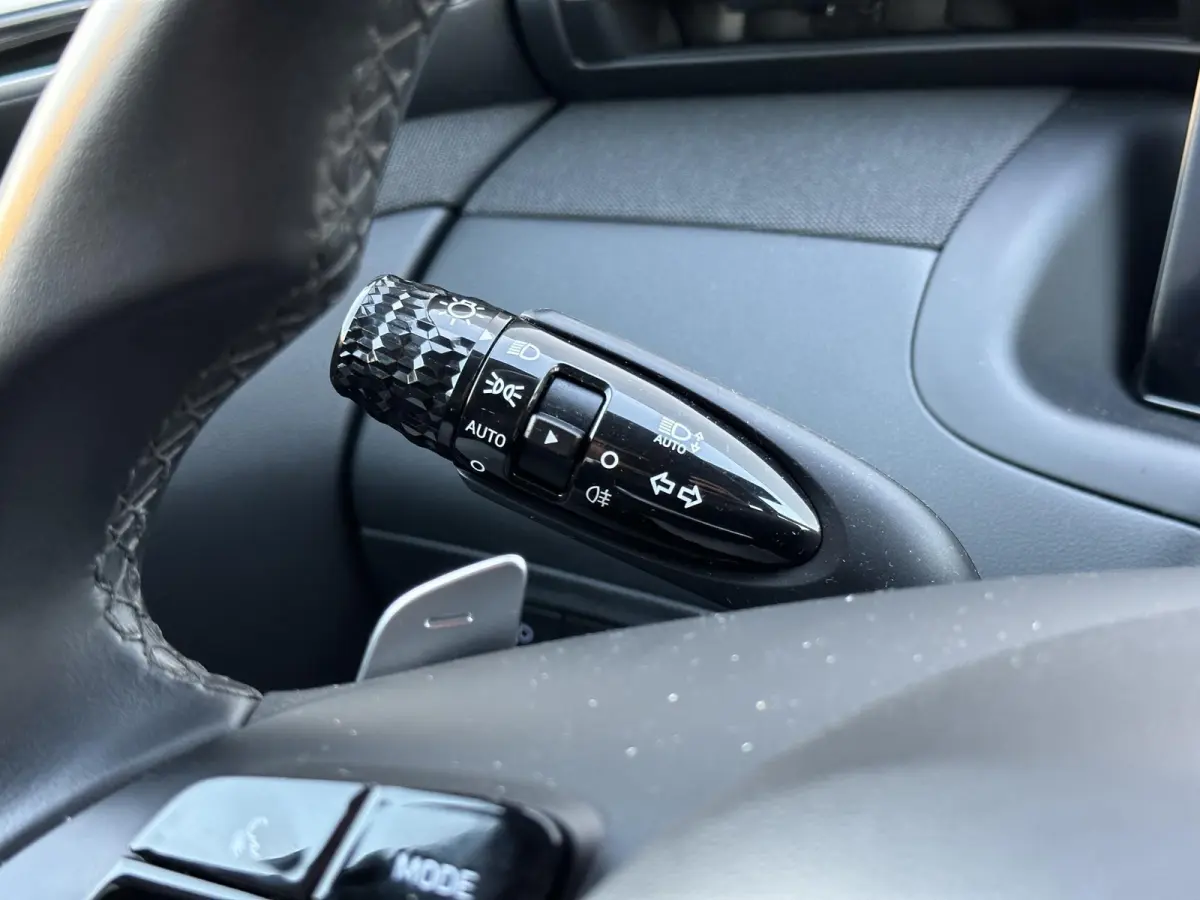 1.6 T-GDI HEV Comfort / Navigatie / Camera / Parkeersensoren v + a / Climate Control / 19 inch LMV / Telefoon / Dealer onderhouden auto.