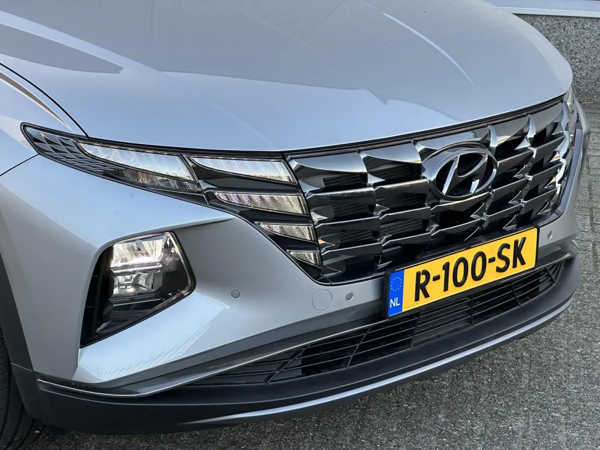 1.6 T-GDI HEV Comfort / Navigatie / Camera / Parkeersensoren v + a / Climate Control / 19 inch LMV / Telefoon / Dealer onderhouden auto.