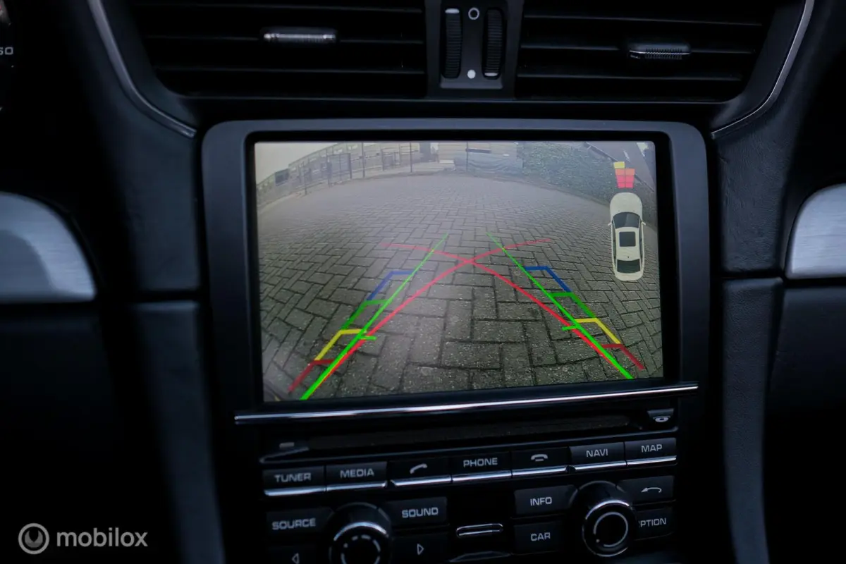 3.8 Carrera 4S