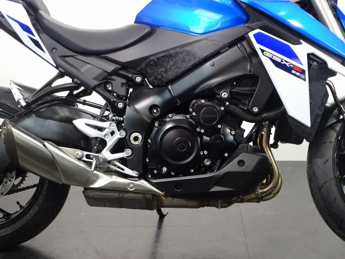 GSX-S 950