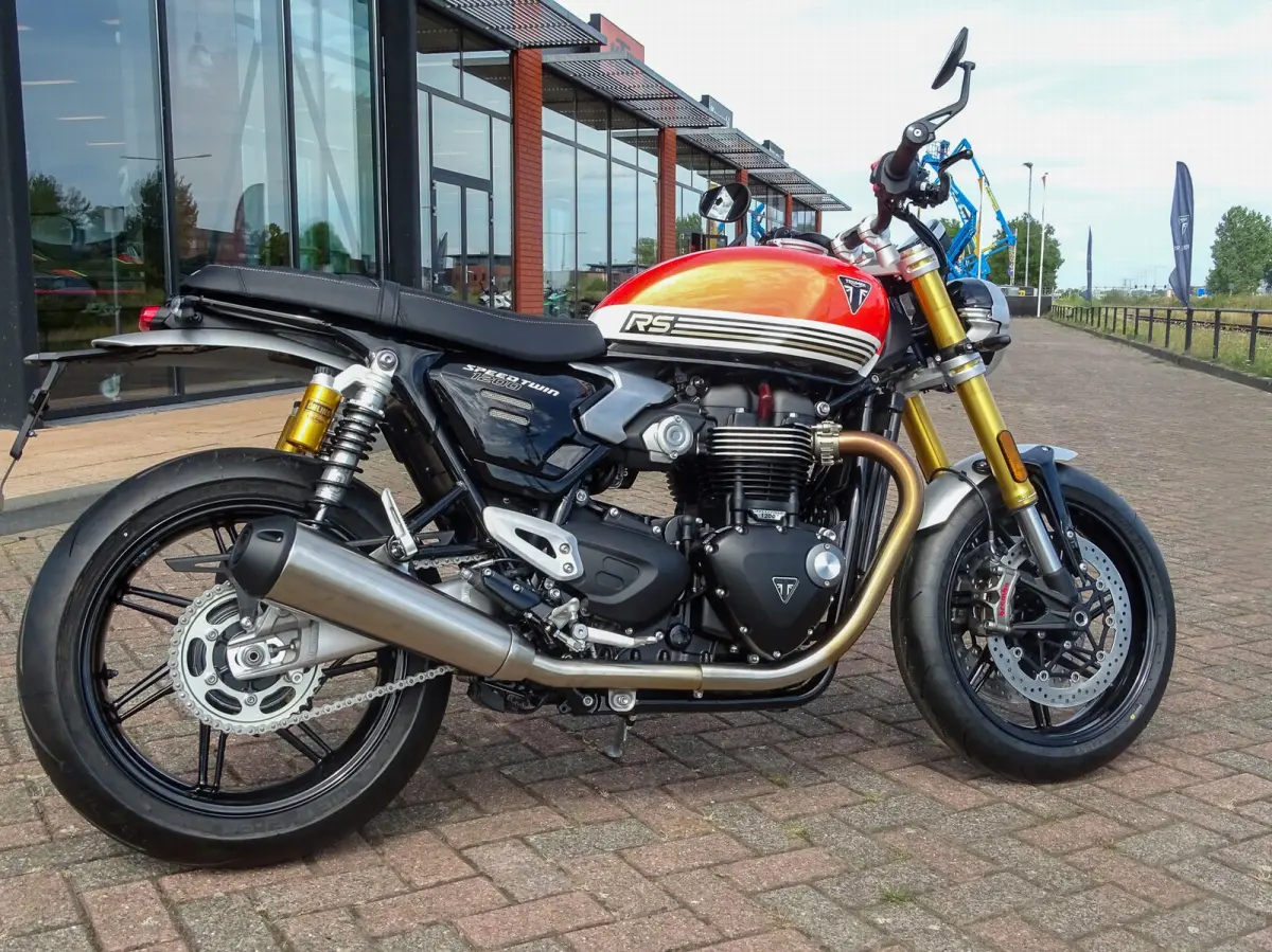 SPEED TWIN RS