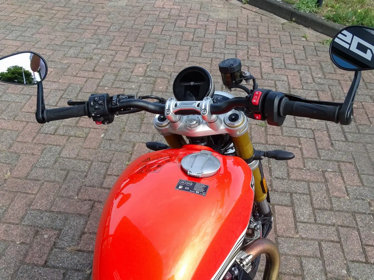 SPEED TWIN RS