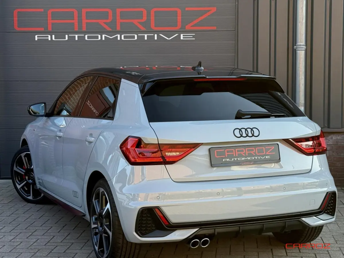40 TFSI 207 Pk 3x S Line ACC CarPlay Ambiance Navi
