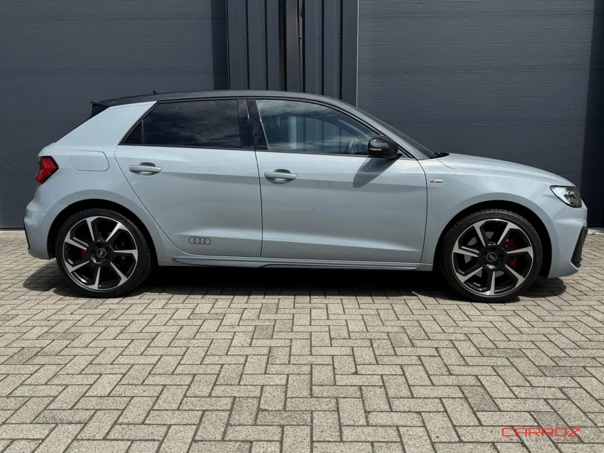 40 TFSI 207 Pk 3x S Line ACC CarPlay Ambiance Navi