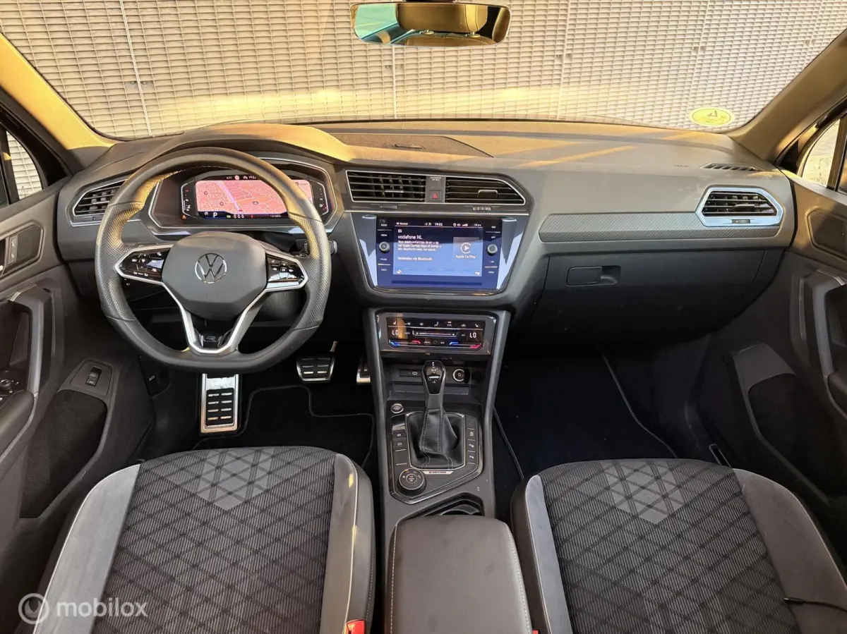 2.0 TSI 4Motion R-Line Pano|Matrix|IQLED