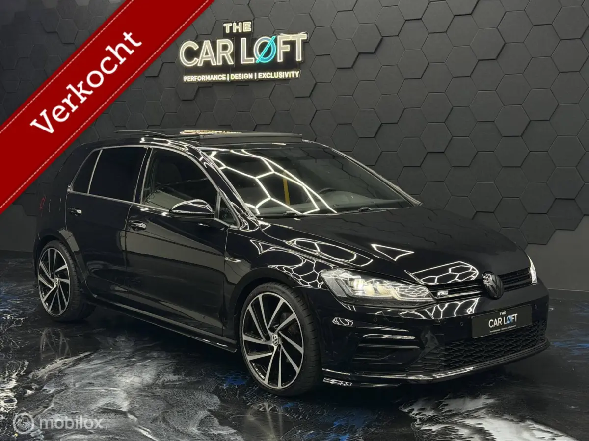 1.0 TSI R Line|Pano|Keyless|Sfeerverlichting
