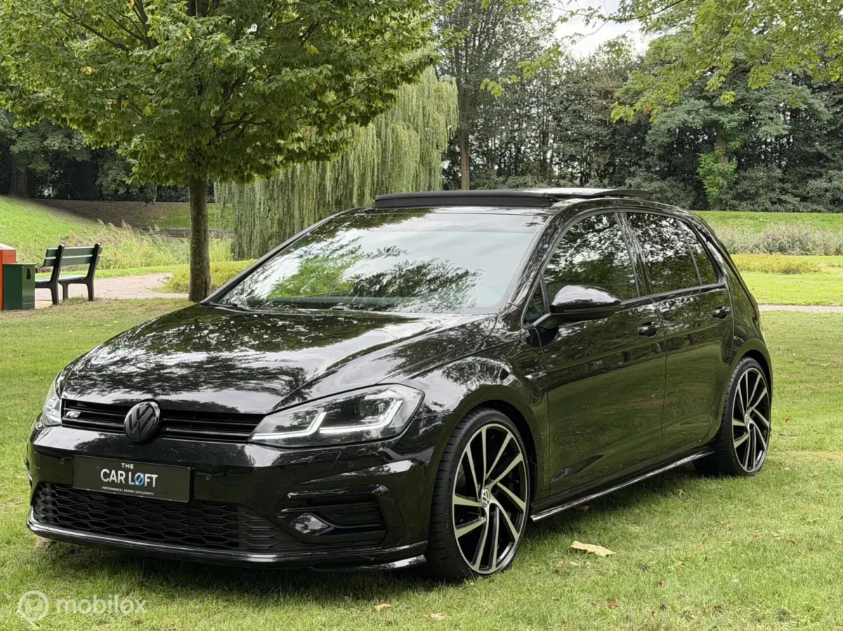 1.0 TSI R Line|Pano|Keyless|Sfeerverlichting