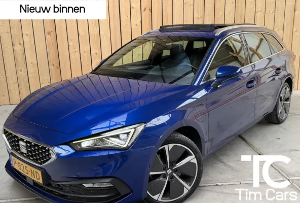 1.4 TSI eHybrid PHEV Xcellence SoH 100% Apple CarPlay/Android Auto | Achteruitrijcamera | Adaptieve cruise control | LED verlichting | Stoel- en stuurverwarming | Panoramadak | Trekhaak