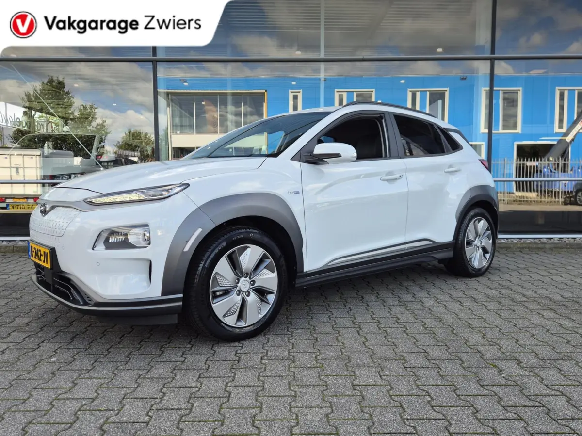 EV Premium 64 kWh|SOH 95% |Warmtepomp | Navi| Head Up|Stoel/Stuurwielverwaming