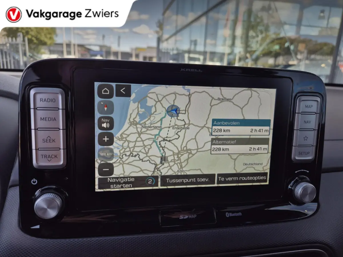 EV Premium 64 kWh|SOH 95% |Warmtepomp | Navi| Head Up|Stoel/Stuurwielverwaming