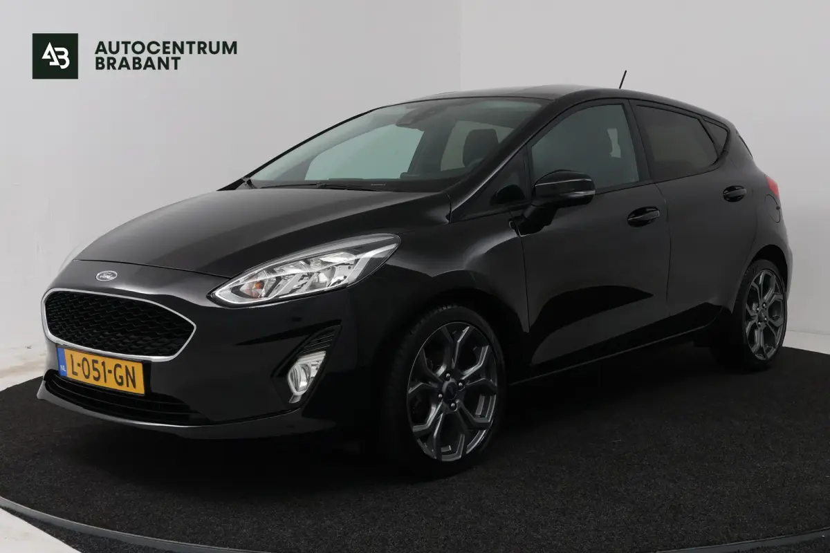 1.0 EcoBoost Titanium (NAVIGATIE, CRUISE CONTROL, PARKEERSENSOREN)