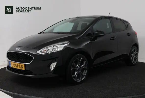1.0 EcoBoost Titanium (NAVIGATIE, CRUISE CONTROL, PARKEERSENSOREN)
