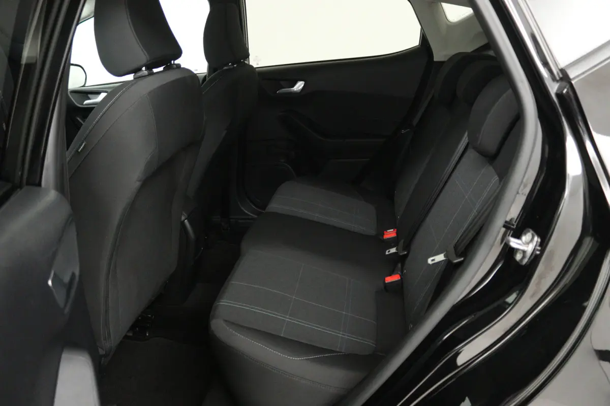 1.0 EcoBoost Titanium (NAVIGATIE, CRUISE CONTROL, PARKEERSENSOREN)