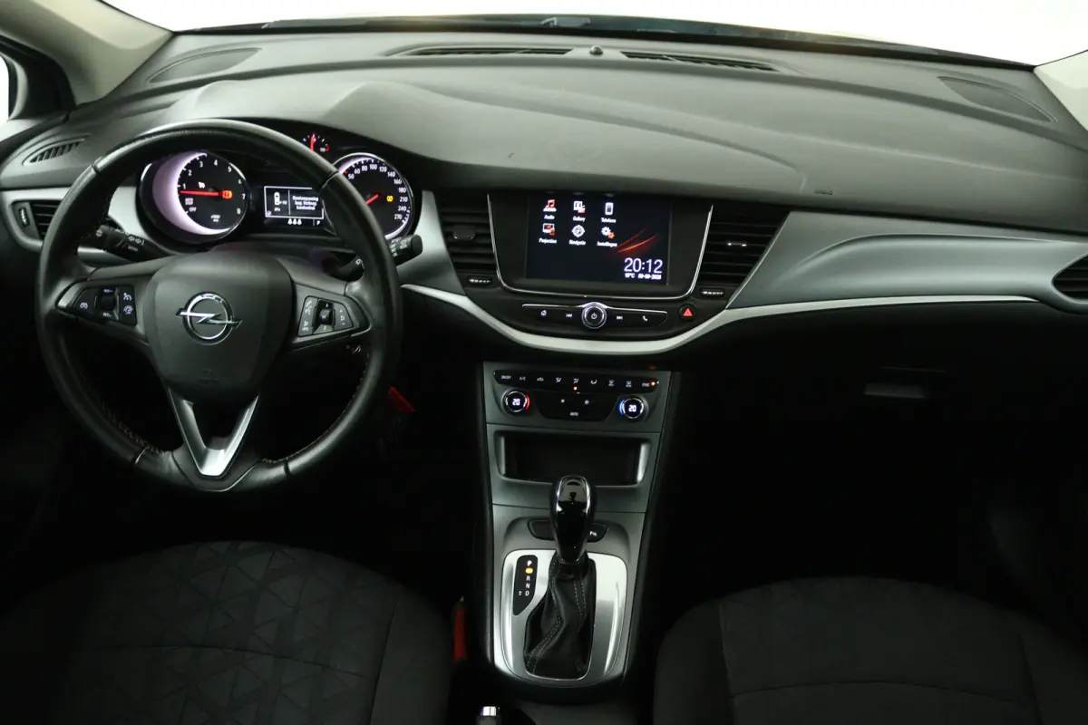 1.4 Turbo 120 Jaar Edition (NAVIGATIE, CRUISE CONTROL, PARKEERSENSOREN)