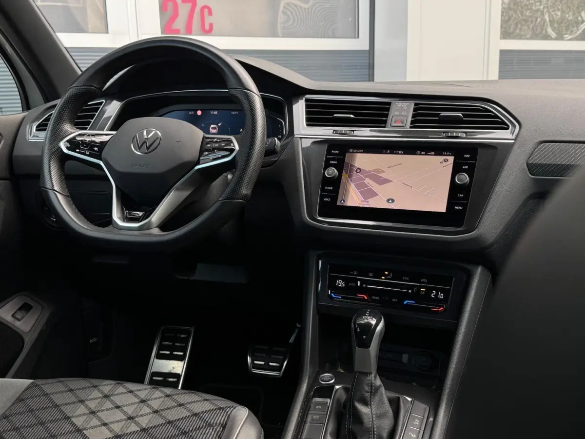 1.5 TSI R-Line | Digital Cockpit | Full LED | IQ Drive | CarPlay | Adaptive Cruise | Navigatie | DAB