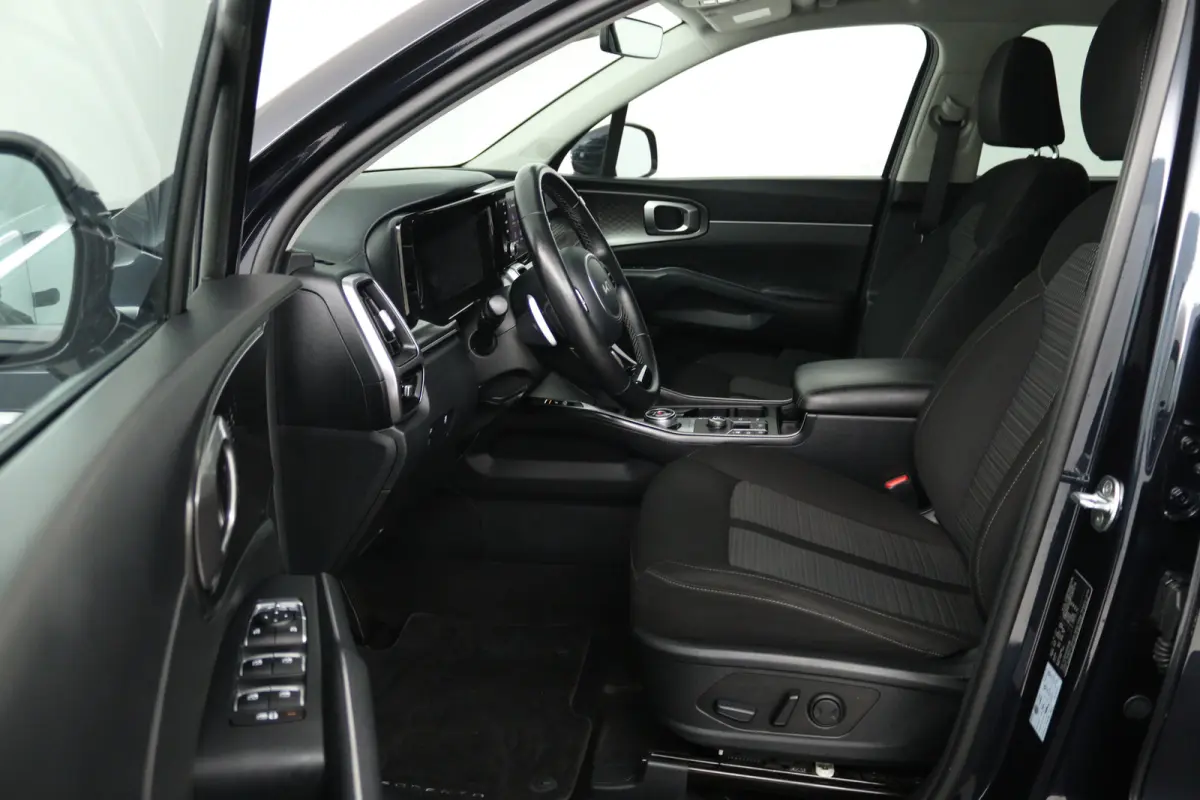 1.6 T-GDI Hybrid 2WD DynamicLine 7p (TREKHAAK, CAMERA, STOEL/STUUR VERWARMING, ELEKTR STOELEN)
