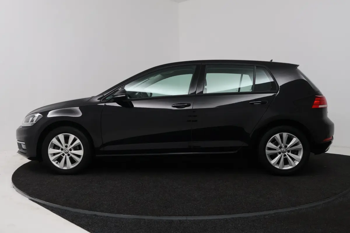 1.0 TSI Comfortline (STOELVERWARMING, CAMERA, CRUISE ADAPTIEF, PARKEERSENSOREN)