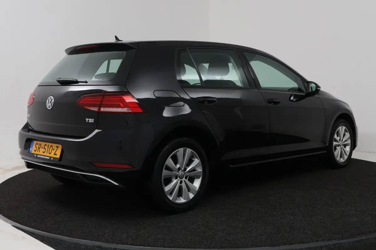 1.0 TSI Comfortline (STOELVERWARMING, CAMERA, CRUISE ADAPTIEF, PARKEERSENSOREN)