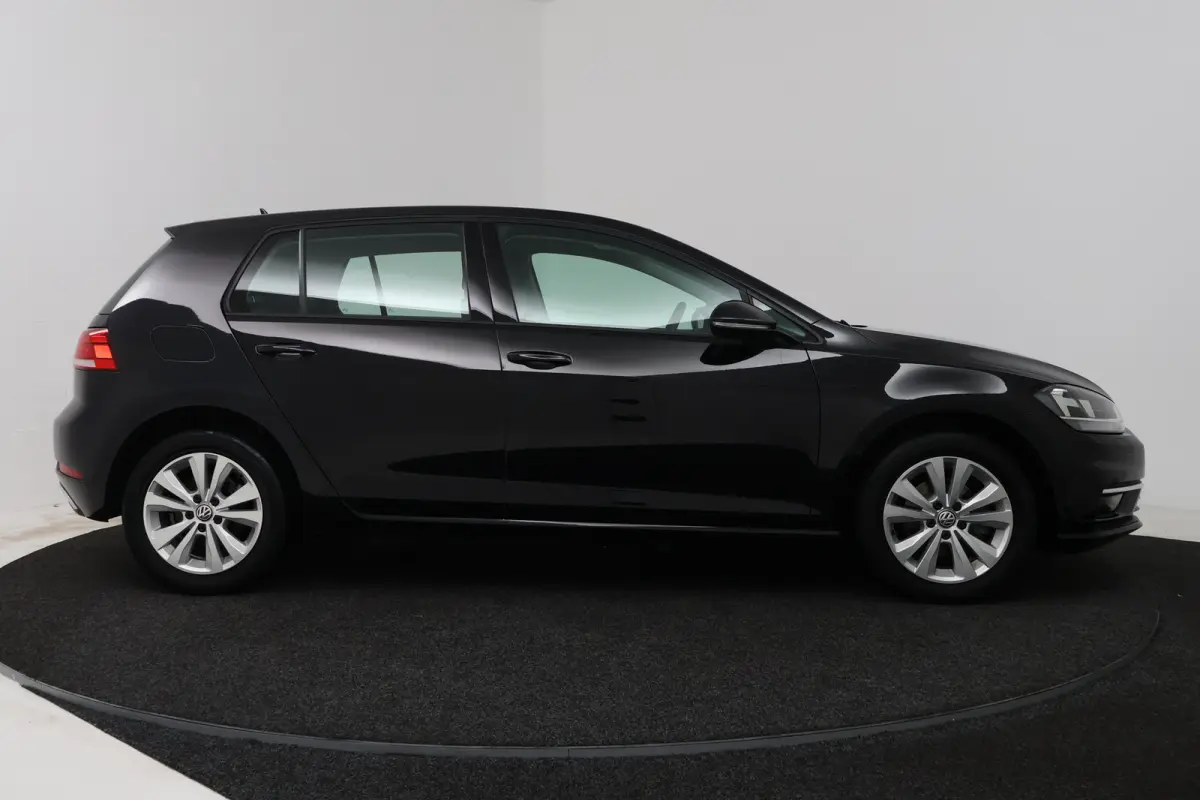 1.0 TSI Comfortline (STOELVERWARMING, CAMERA, CRUISE ADAPTIEF, PARKEERSENSOREN)