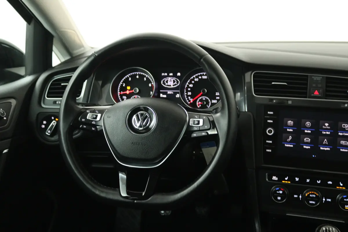 1.0 TSI Comfortline (STOELVERWARMING, CAMERA, CRUISE ADAPTIEF, PARKEERSENSOREN)