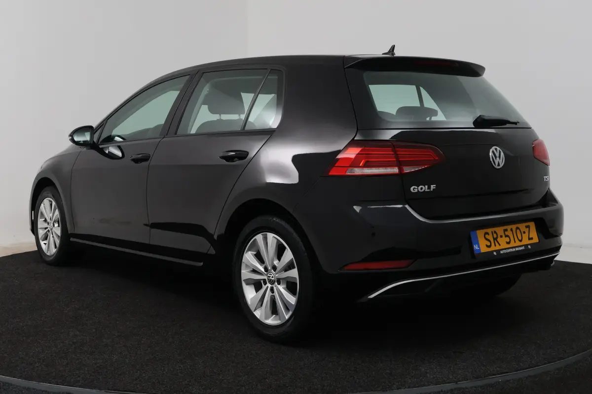 1.0 TSI Comfortline (STOELVERWARMING, CAMERA, CRUISE ADAPTIEF, PARKEERSENSOREN)