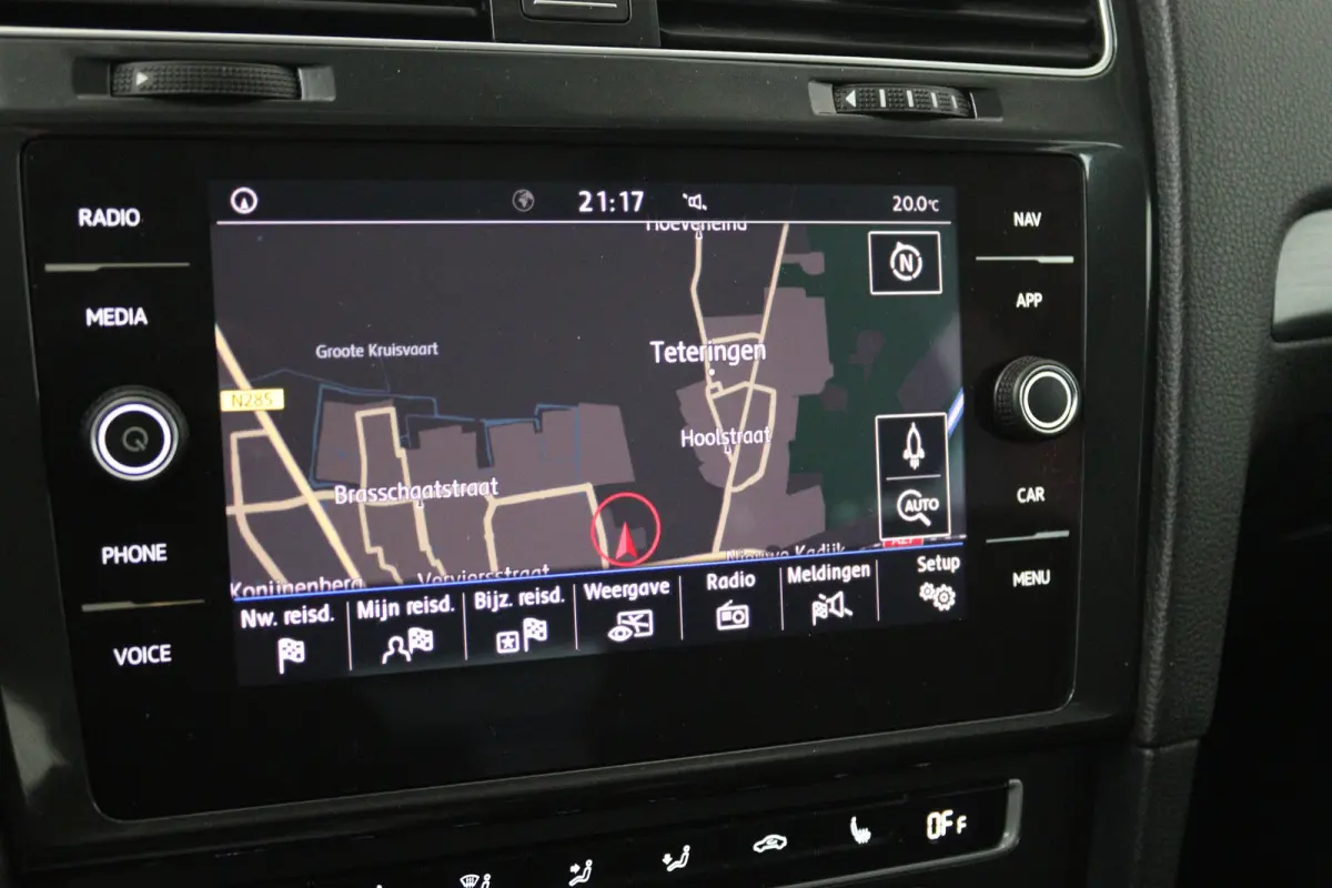 1.0 TSI Comfortline (STOELVERWARMING, CAMERA, CRUISE ADAPTIEF, PARKEERSENSOREN)