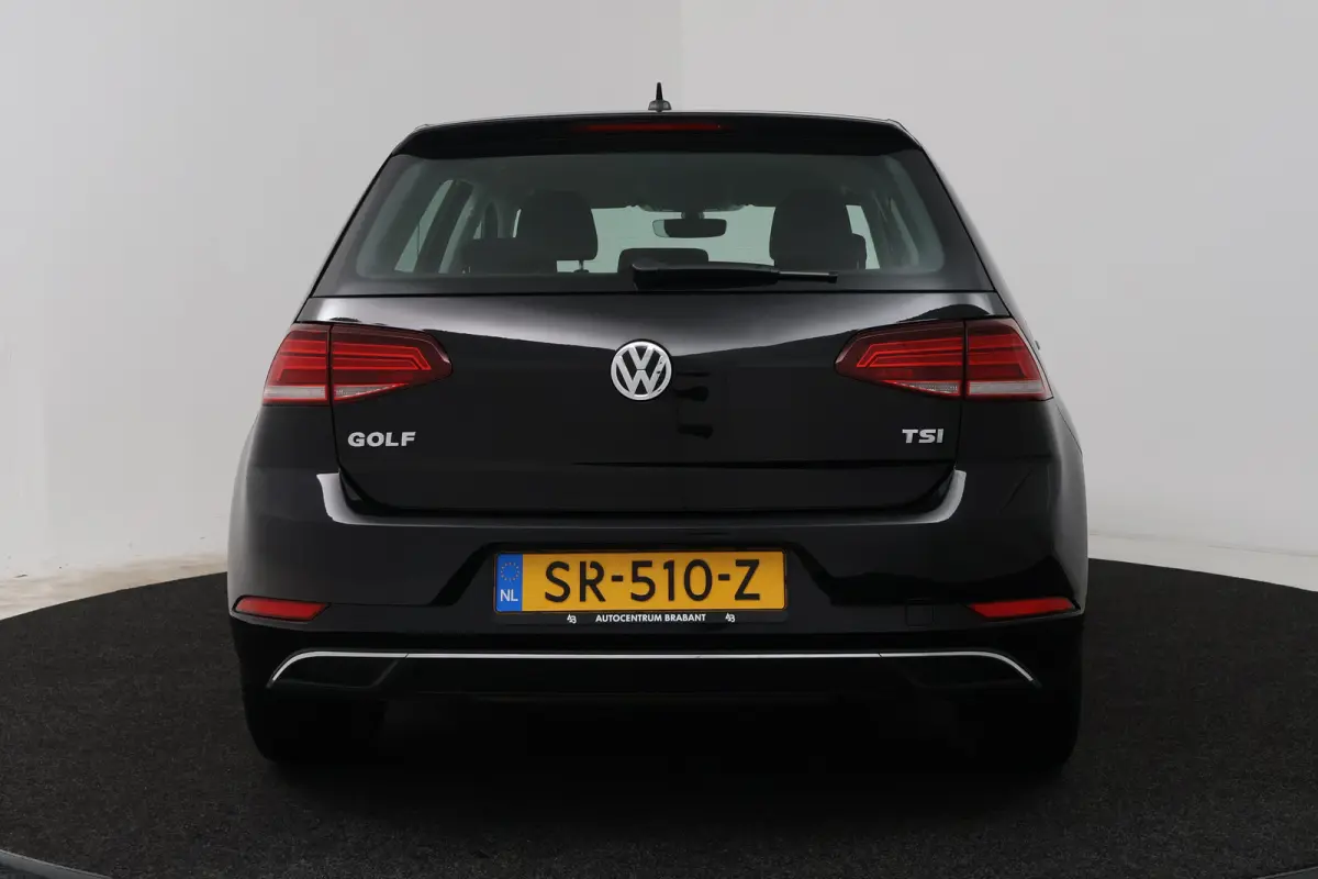 1.0 TSI Comfortline (STOELVERWARMING, CAMERA, CRUISE ADAPTIEF, PARKEERSENSOREN)