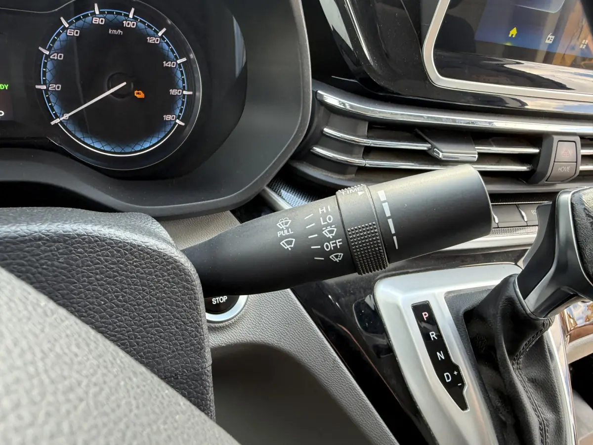 72kWh 280km WLTP Snelladen LED Carplay Cruise control Camera Airco Parkeersensoren v+a