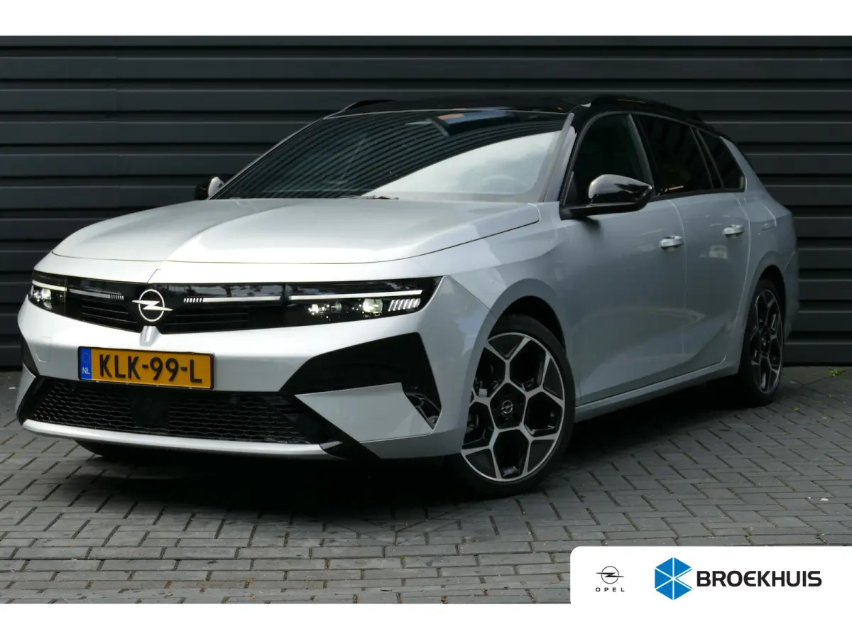 Ultimate - Plug-In Hybrid | 3,7 kW boordlader | Achteruitrijcamera 180° | Adaptive Cruise control