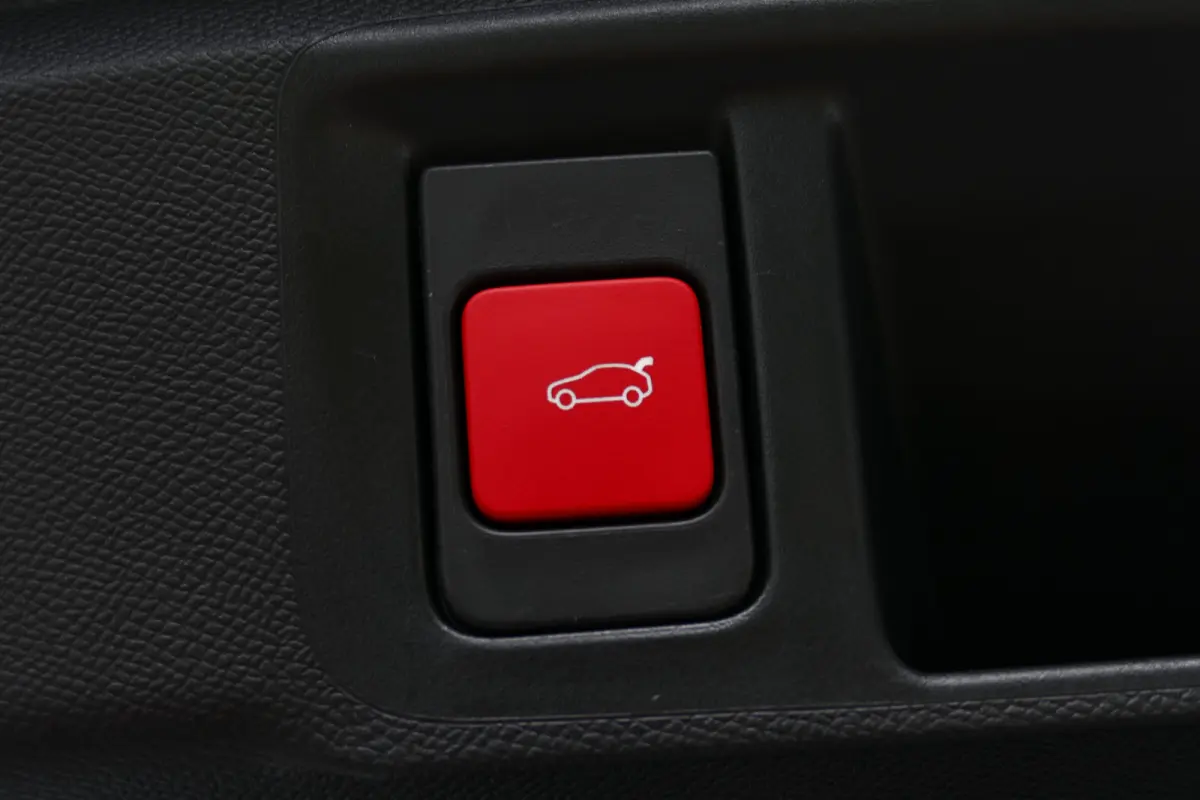 Ultimate - Plug-In Hybrid | 3,7 kW boordlader | Achteruitrijcamera 180° | Adaptive Cruise control