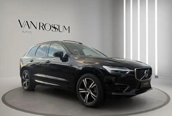 2.0 T8 Twin Engine AWD R-Design Pano B&W Lucht