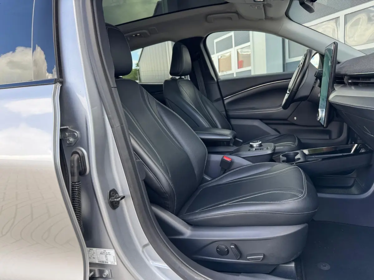 Extended RWD 98 kWh SOH 92,5%